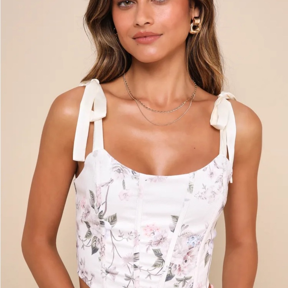 Lulu's White Floral Crop Top with Tie Straps
